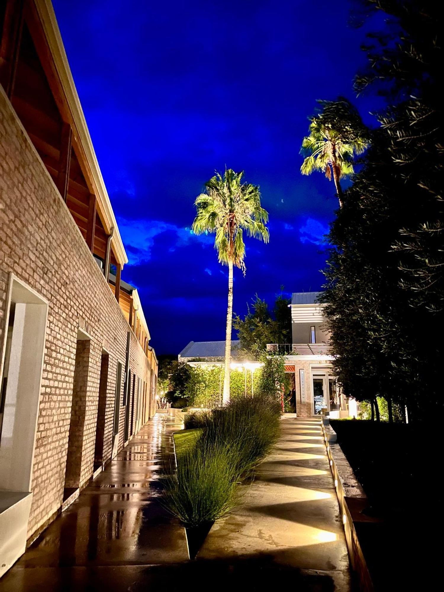 The Windhoek Luxury Suites Exteriér fotografie